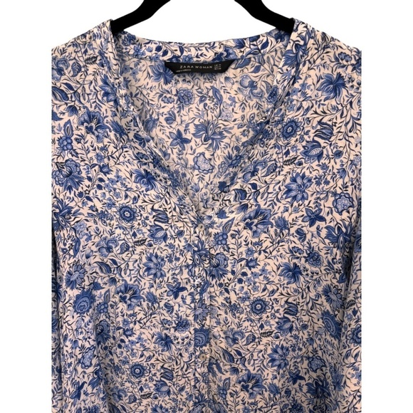 Zara Roll Tab Long Sleeve Blue White Floral Silk Blend Tunic Top Size Medium - Picture 3 of 4
